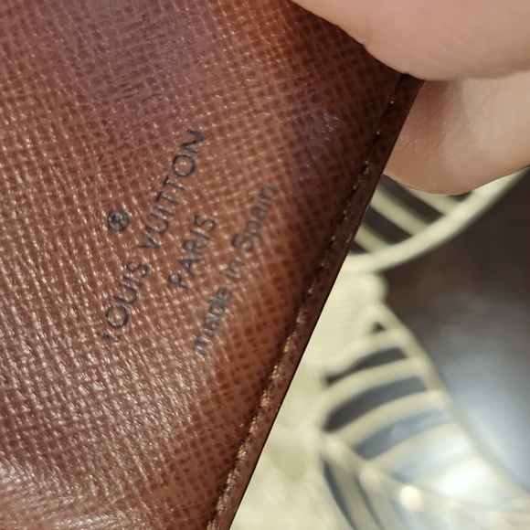 Authentic Louis Vuitton kisslock wallet - Picture 8 of 10